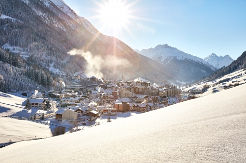 Bild: Ischgl Ort Dorf